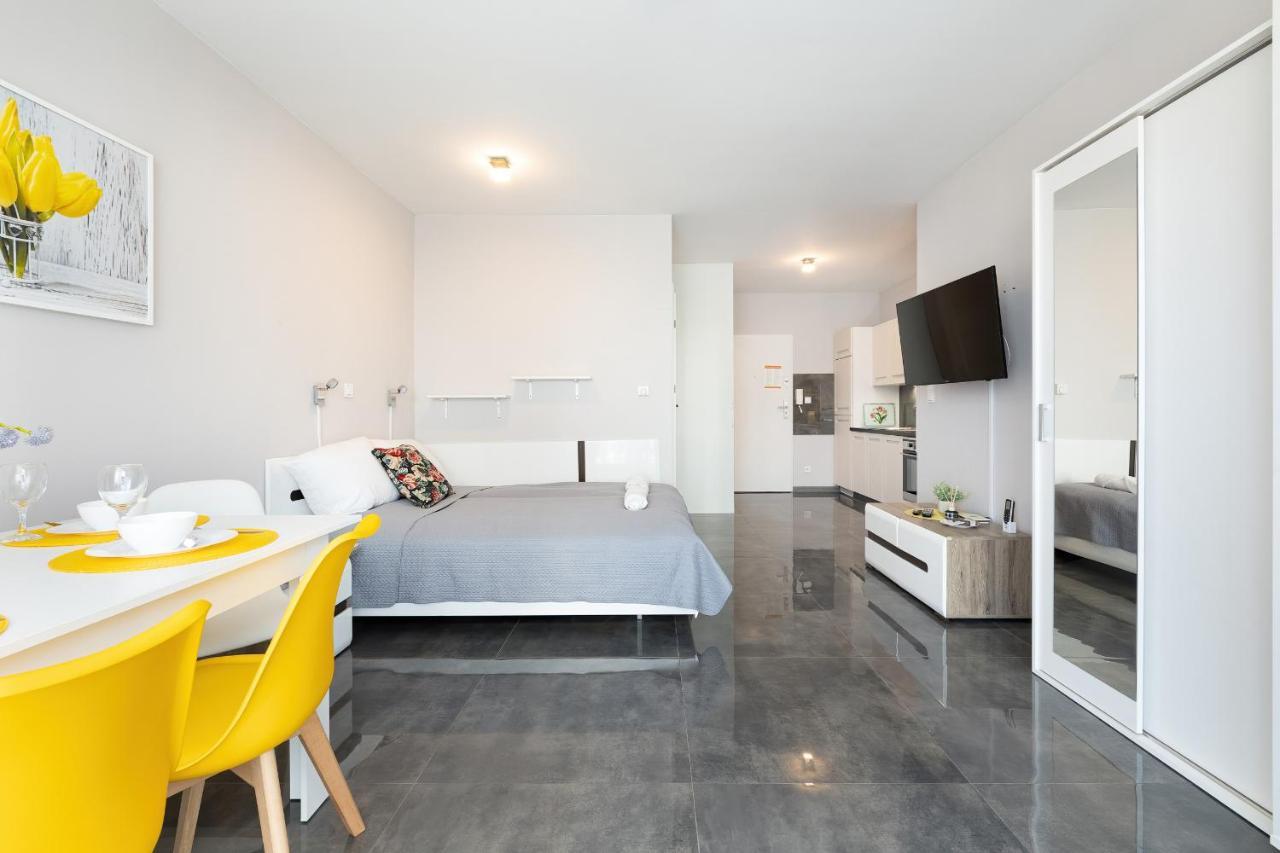 Apartamenty Paraiso By Noclegi Renters Lukecin Luaran gambar